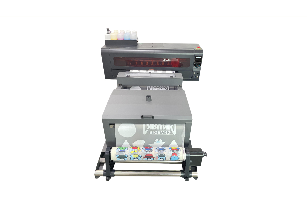 <p>DF35 from <b>T-Shirt Makers</b> is an all-in-one DTF printing system with integrated oven and plotter</p>
